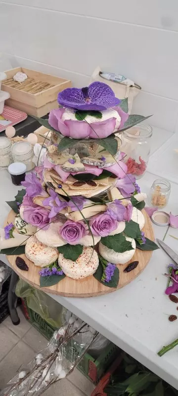 Confection de plateaux de fromages, Comberouger, Gaec de l’Elanion