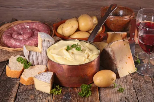 Recette aligot à la tommette fraîche fermière, Comberouger, Gaec de l’Elanion